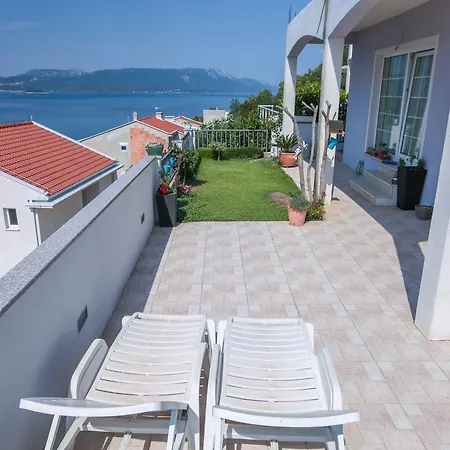 Dorada Apartmán Komarna